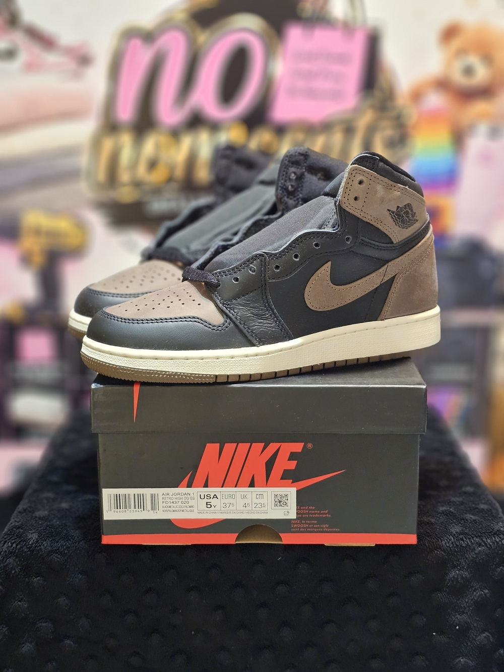Nike Air Jordan 1 Mid - Brown & Black